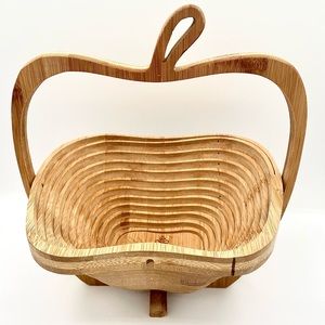 Folding Apple Shaped Bamboo Basket / Trivet